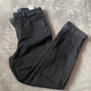 Hollister Ultra High Rise Mom Jeans